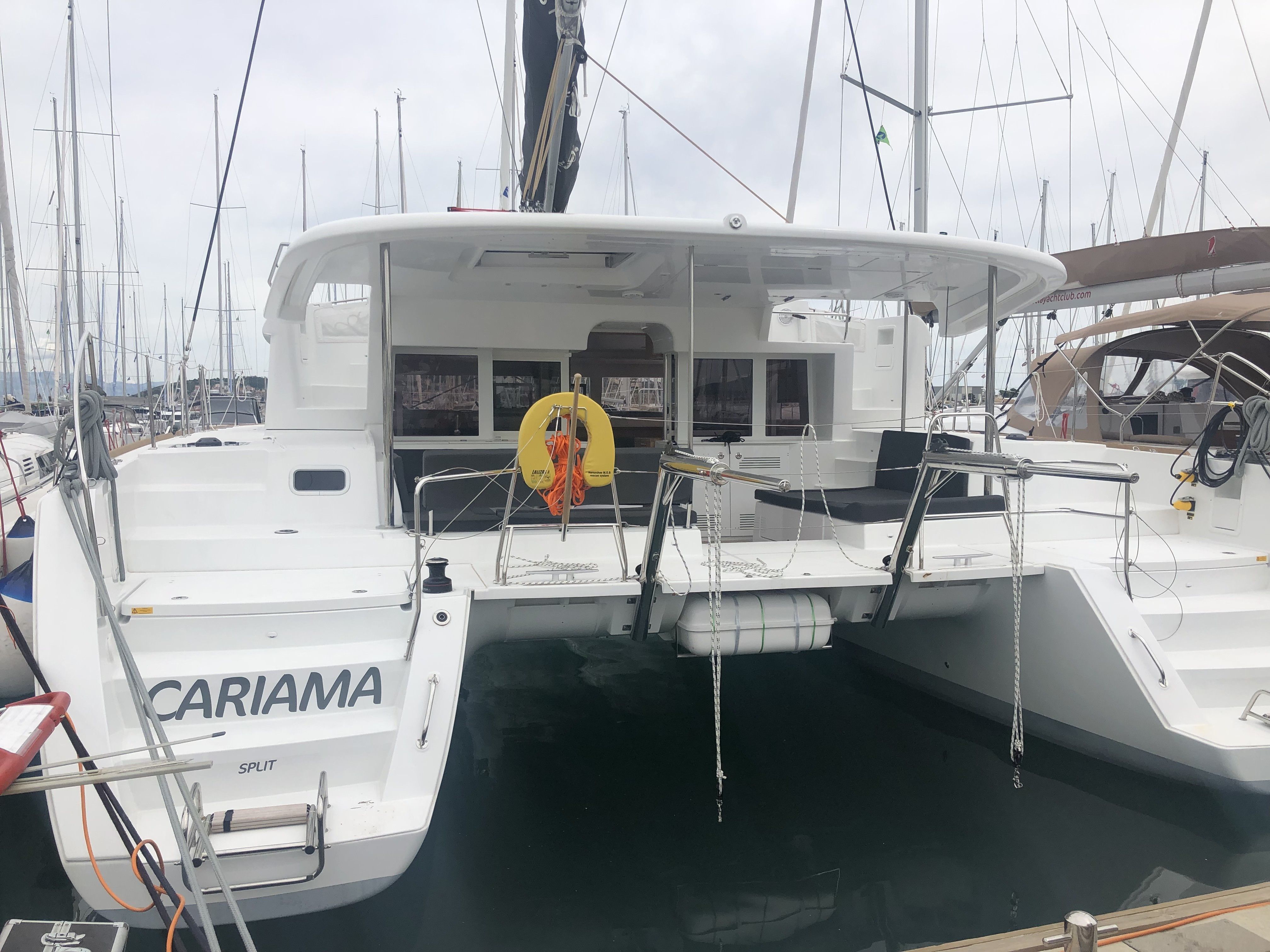 Lagoon 450 F | Cariama