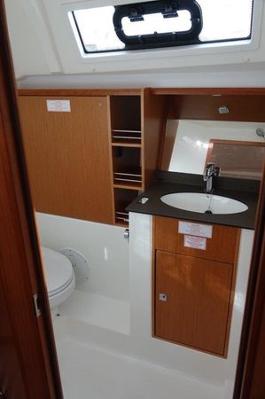 Bavaria Cruiser 41 | Oberon