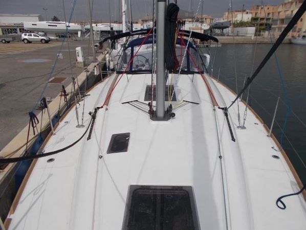 Jeanneau Sun Odyssey 419 | Dark Eyes