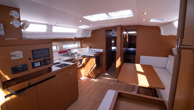 Jeanneau Sun Odyssey 490 | Marina