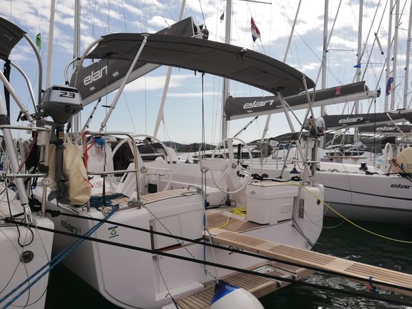 Elan E4 | Shark