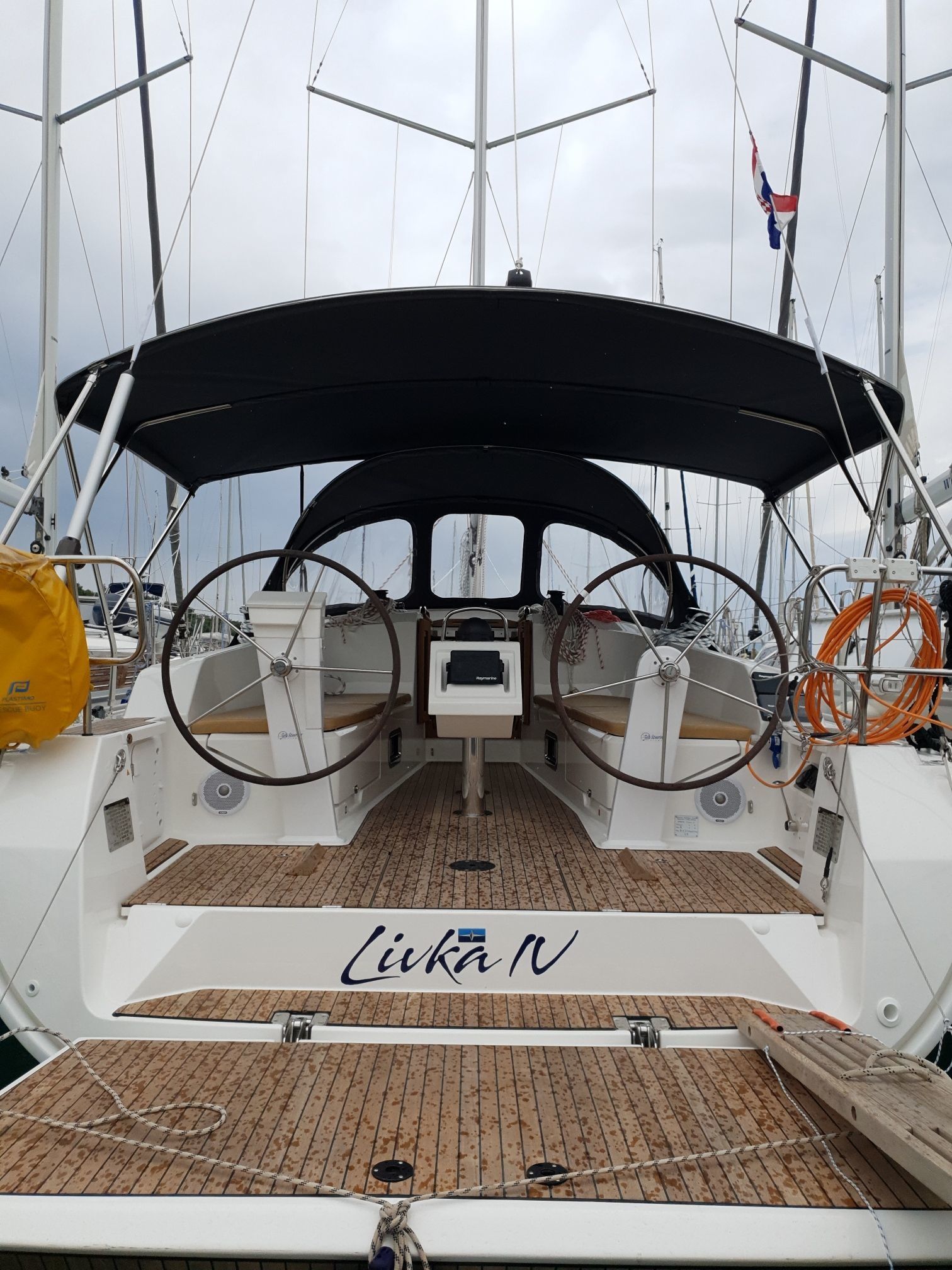Bavaria Cruiser 41 | Livka 4