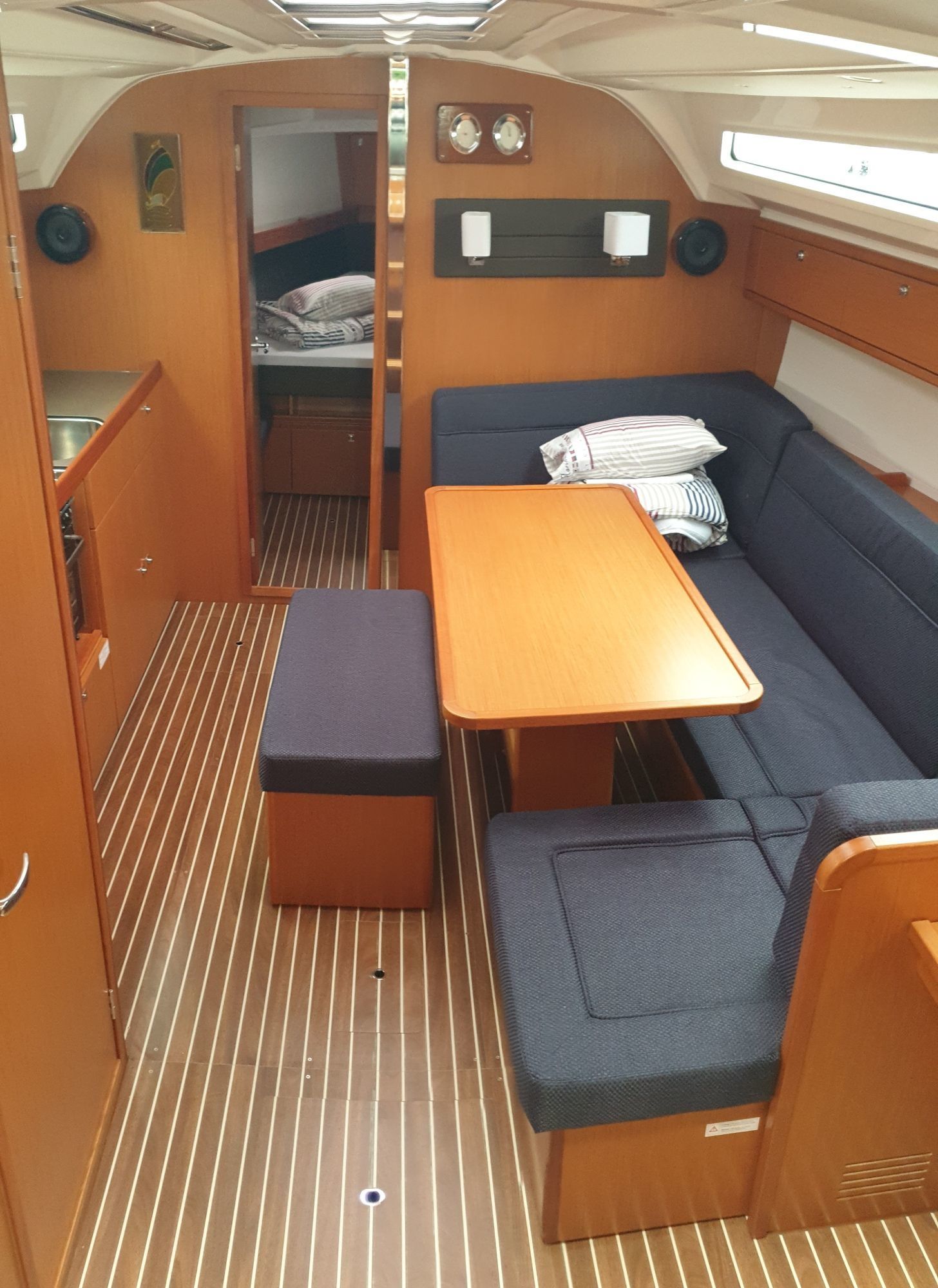 Bavaria Cruiser 41 | Livka 4