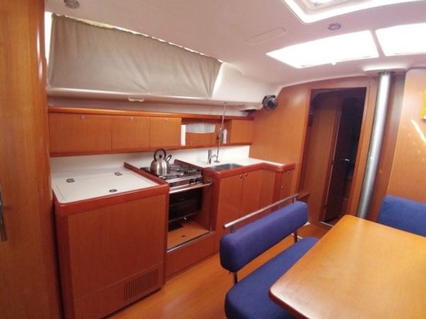 Beneteau Oceanis 43 | Beluga