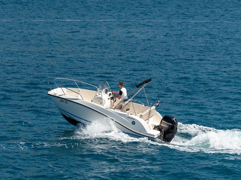 Quicksilver 605 | Activ Open