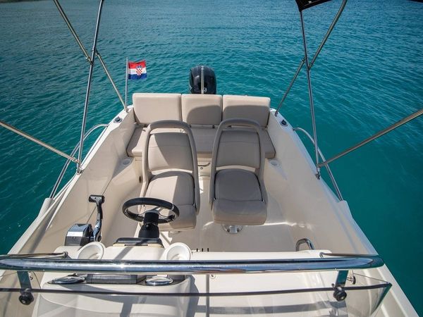 Quicksilver 605 | Activ Open