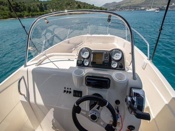 Quicksilver 605 | Activ Open