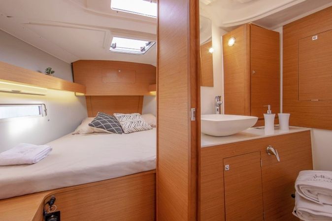 Dufour 390 | Cassiopeia