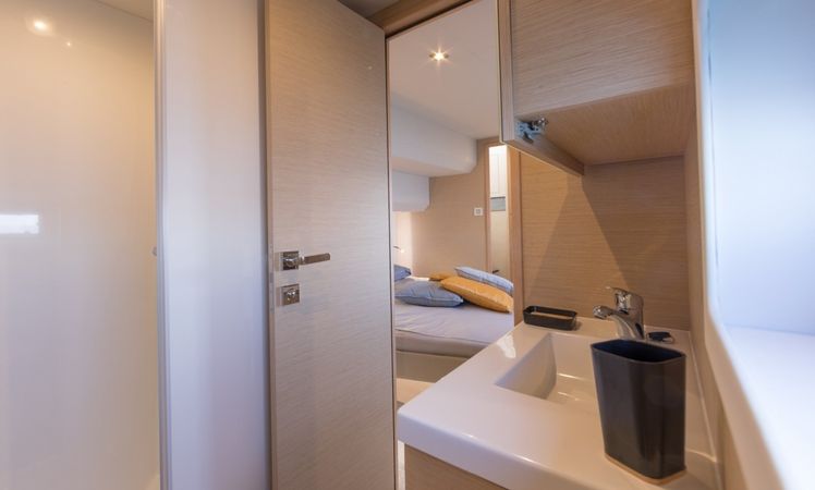 Fountaine Pajot MY 44 | Wild Blue