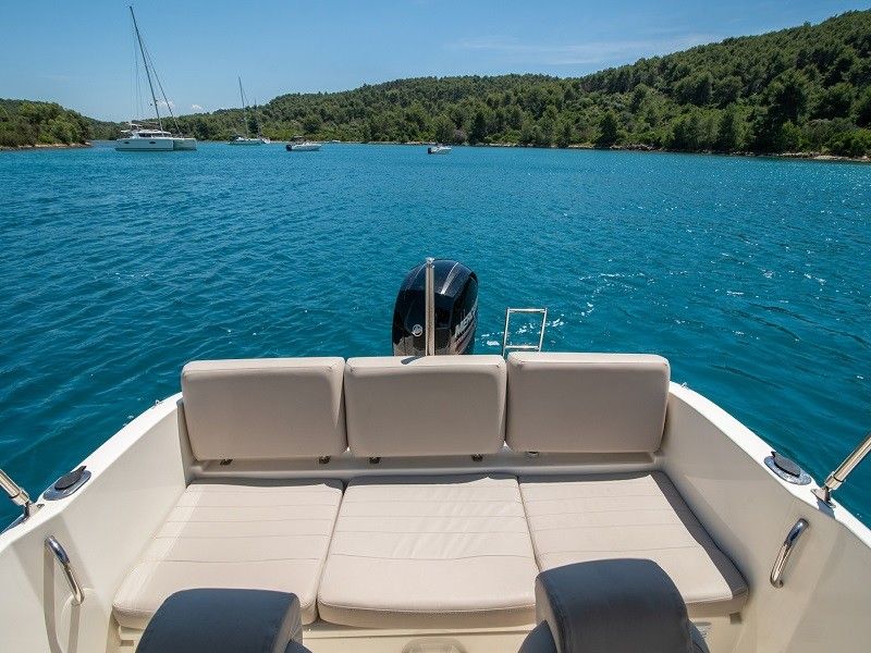 Quicksilver 675 | Activ Open