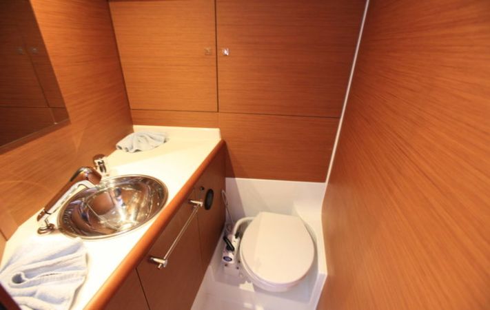 Jeanneau Sun Odyssey 419 | Indian Chief