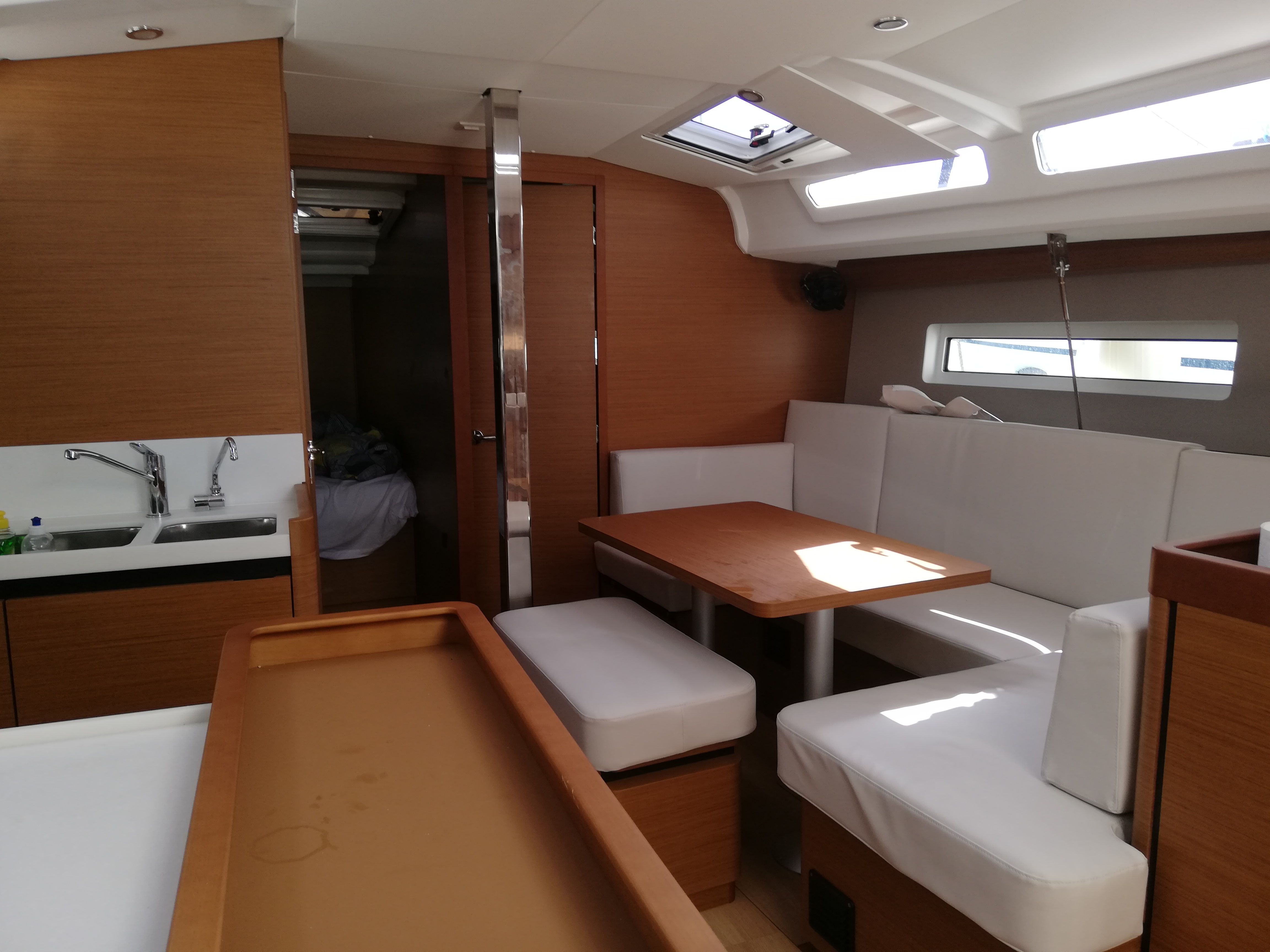 Jeanneau Sun Odyssey 440 | Proud Mary