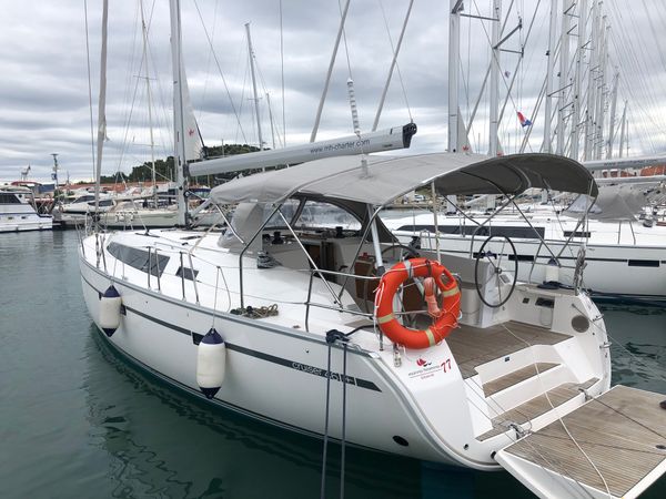 Bavaria Cruiser 46 | MH 77