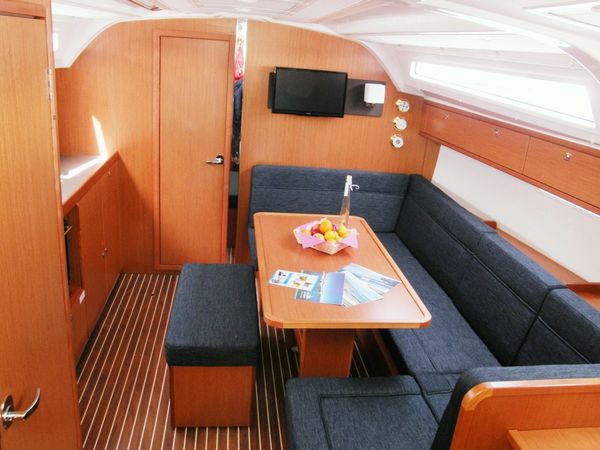Bavaria Cruiser 41 | MH 61