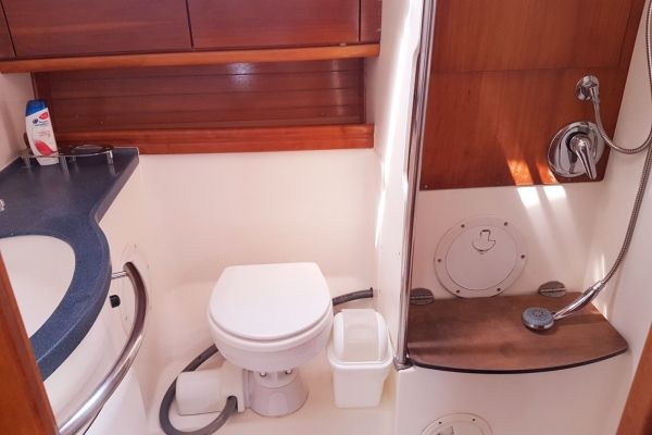 Bavaria Cruiser 46 | Uhuru