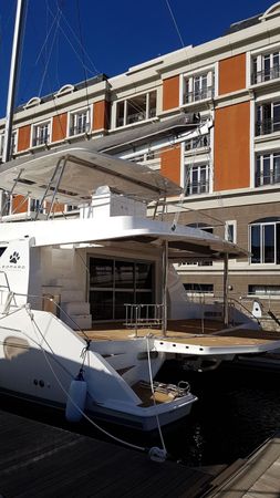 Leopard 58 | Between