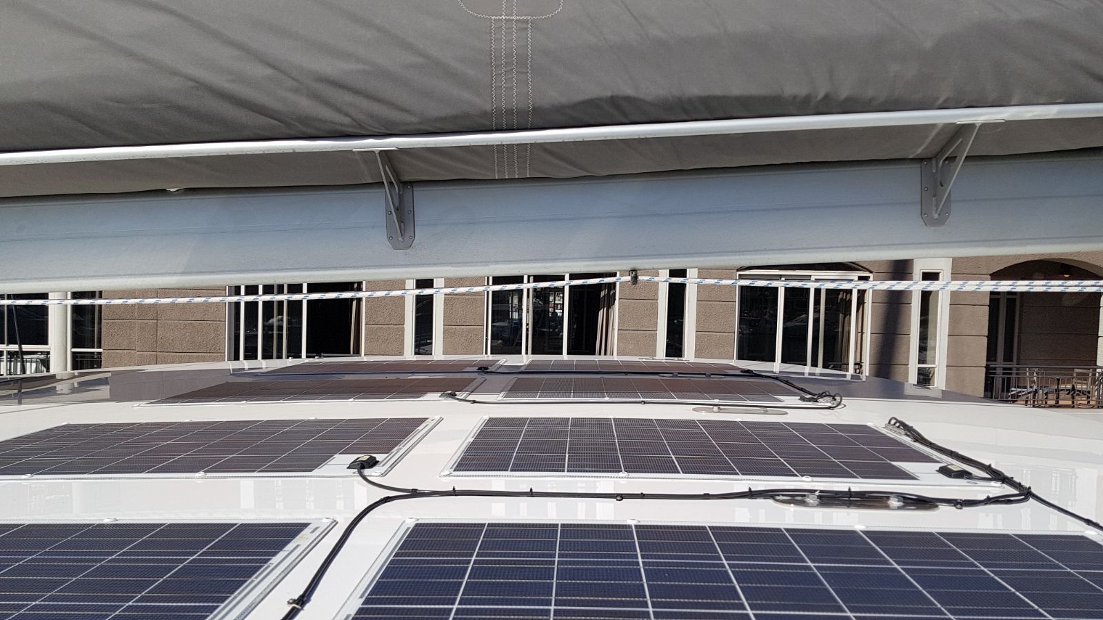 Leopard 58 | Between