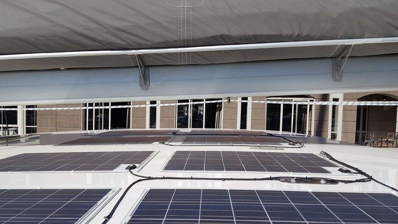 Leopard 58 | Between