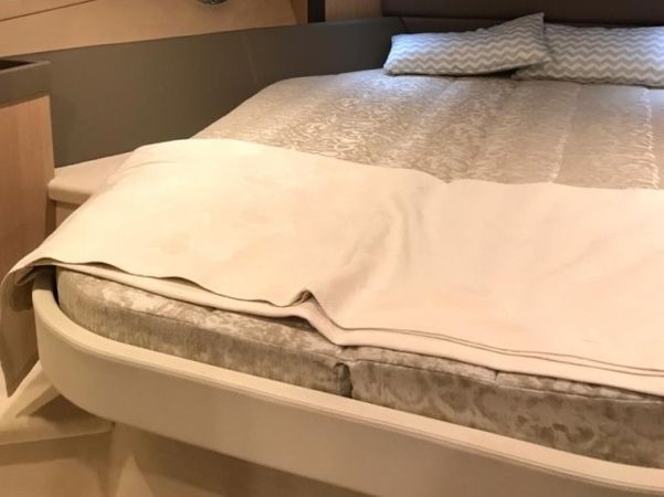 Cranchi M44 | Medusa