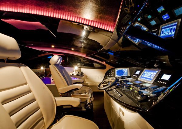 VBG Super Yachts 2009 | Claremont