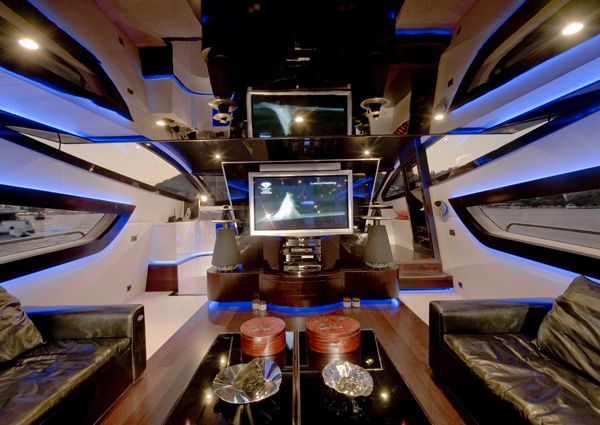 VBG Super Yachts 2009 | Claremont