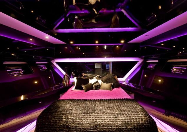 VBG Super Yachts 2009 | Claremont