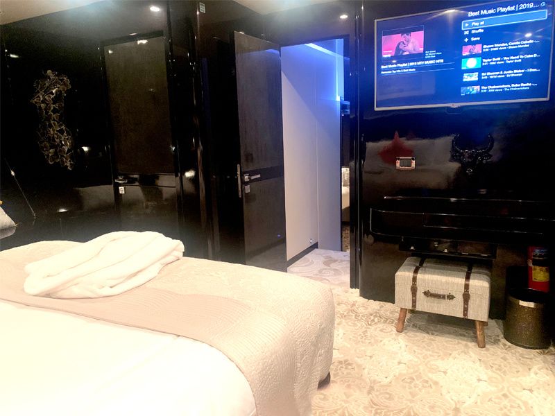 VBG Super Yachts 2009 | Claremont