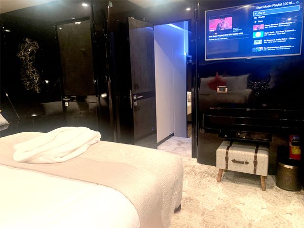 VBG Super Yachts 2009 | Claremont