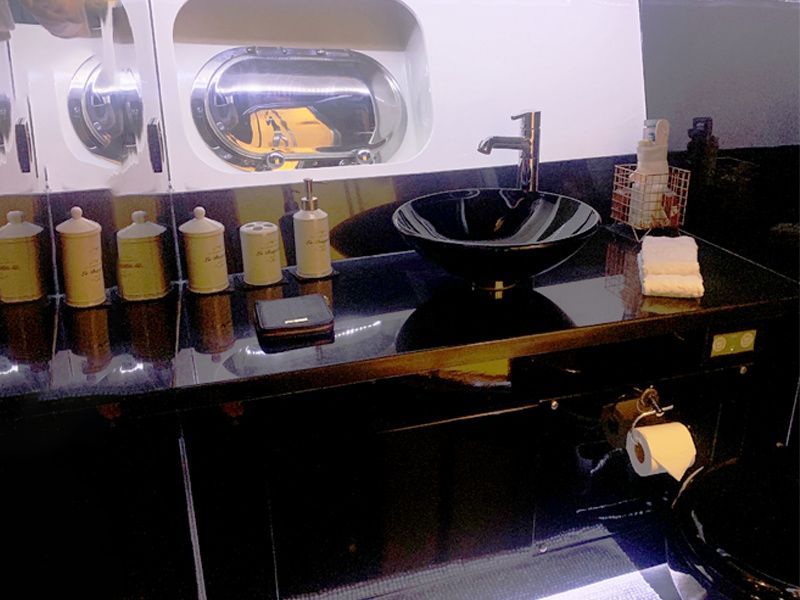 VBG Super Yachts 2009 | Claremont