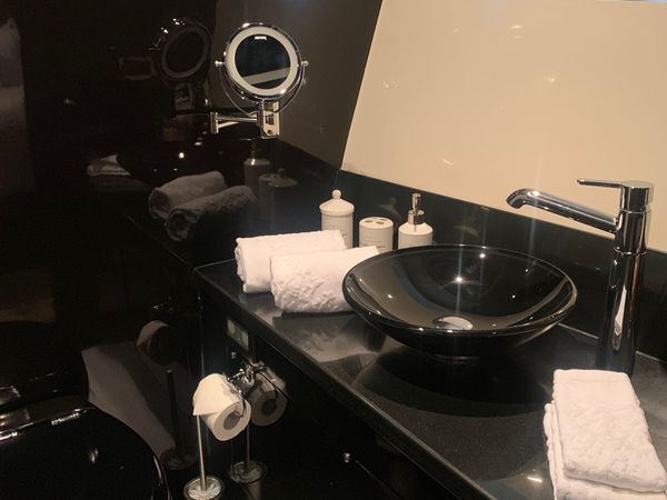 VBG Super Yachts 2009 | Claremont