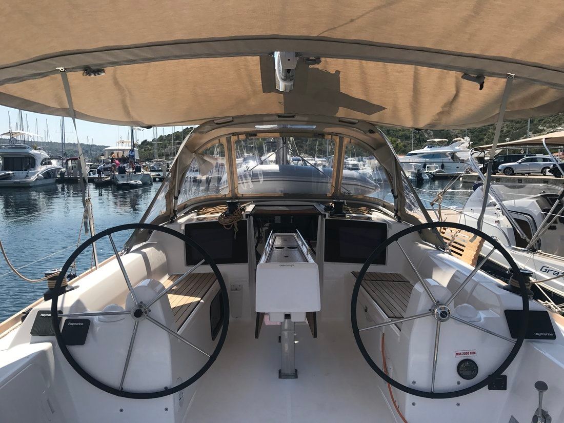 Jeanneau Sun Odyssey 349 | Nana