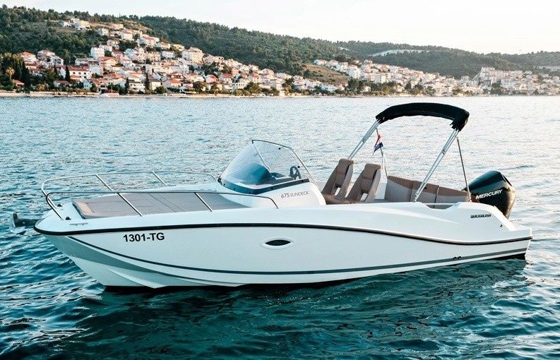 Quicksilver 675 Sundeck | Quicksilver 675 Sundeck