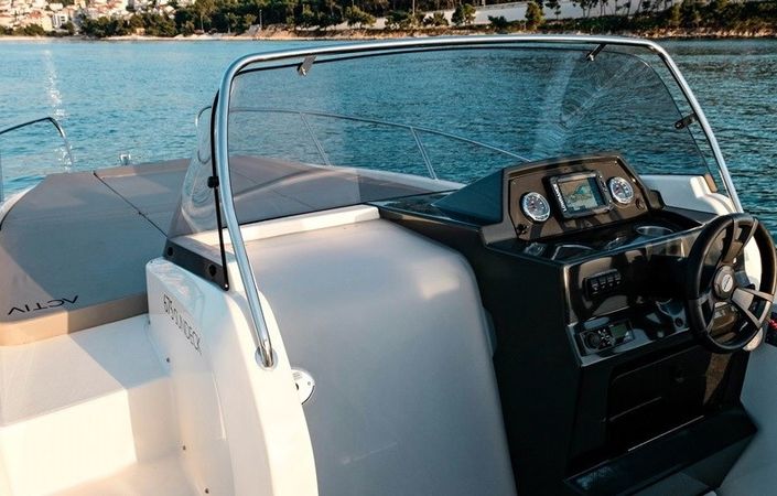 Quicksilver 675 Sundeck | Quicksilver 675 Sundeck