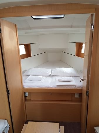 Beneteau Oceanis 35.1 | Kolibri