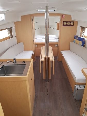 Beneteau Oceanis 35.1 | Kolibri