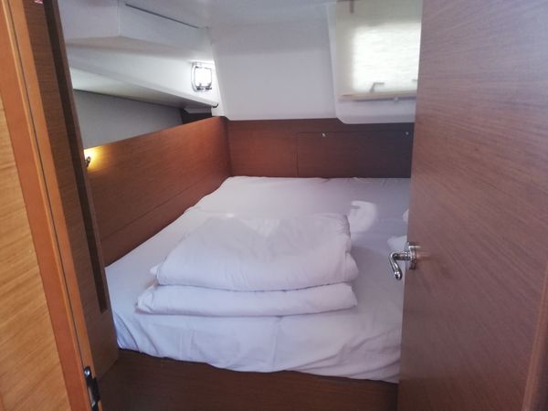 Jeanneau Sun Odyssey 440 | Petra