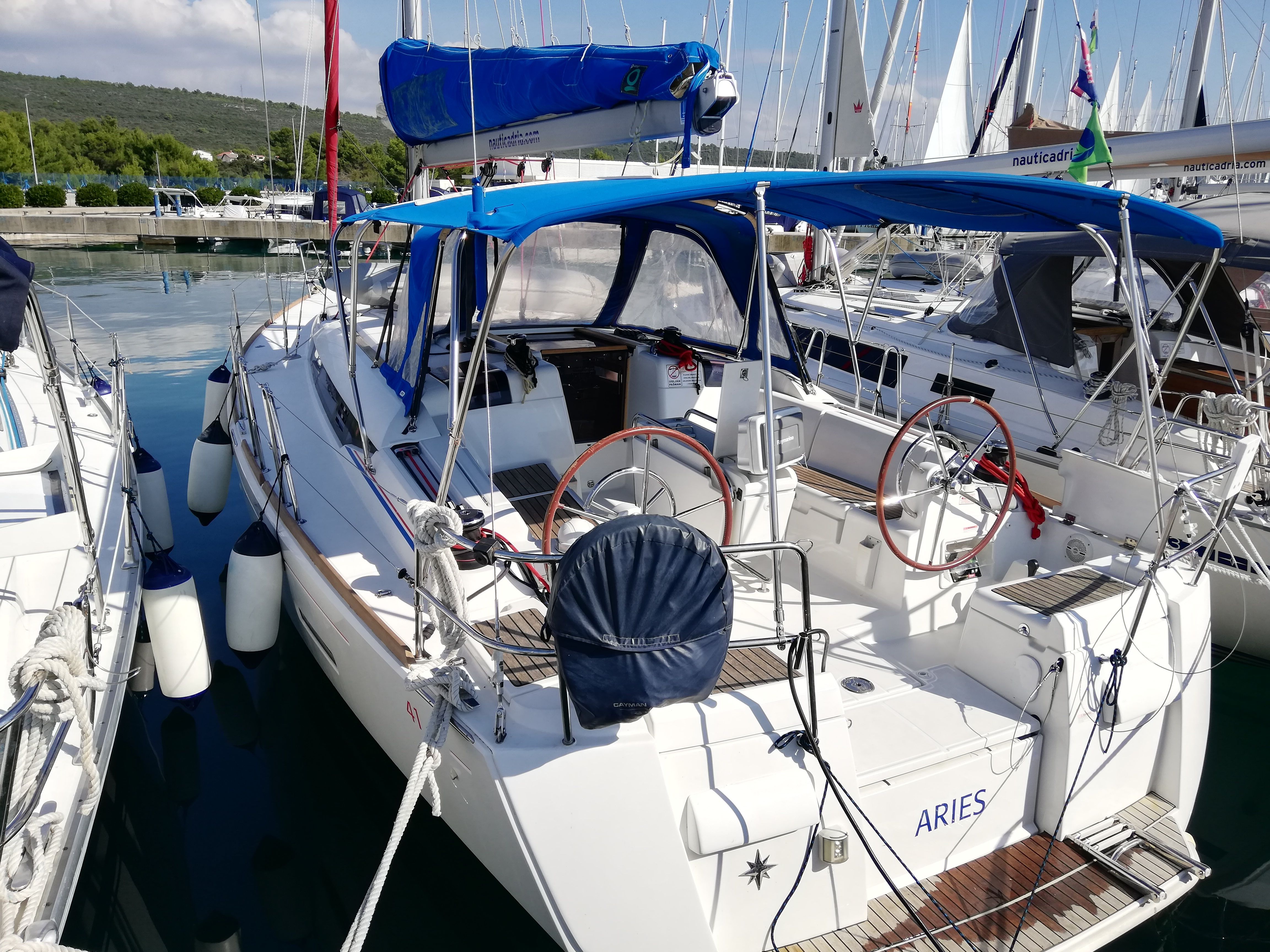 Jeanneau 409 | Aries