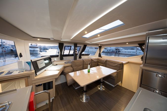 Fountaine Pajot Lucia 40 | Sunrise