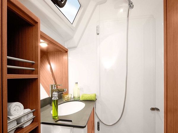 Bavaria Cruiser 41 | Zephyr