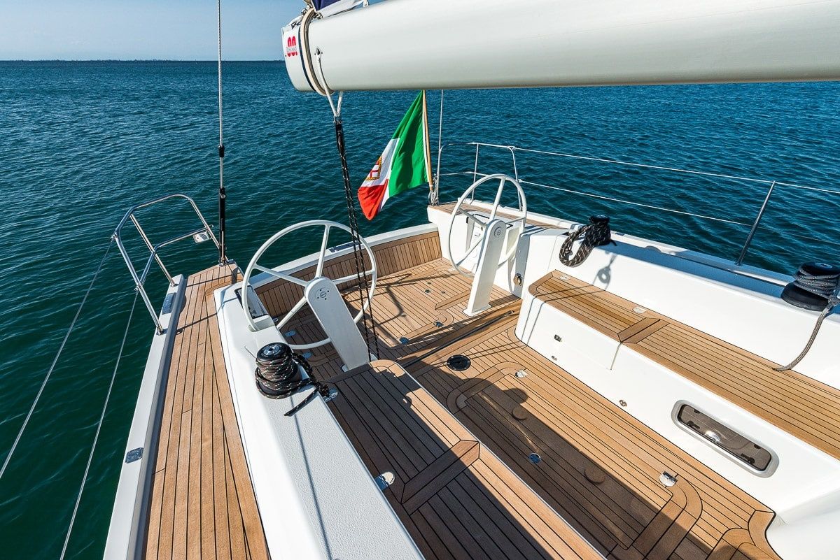 Italia Yachts 13.98 | Mira