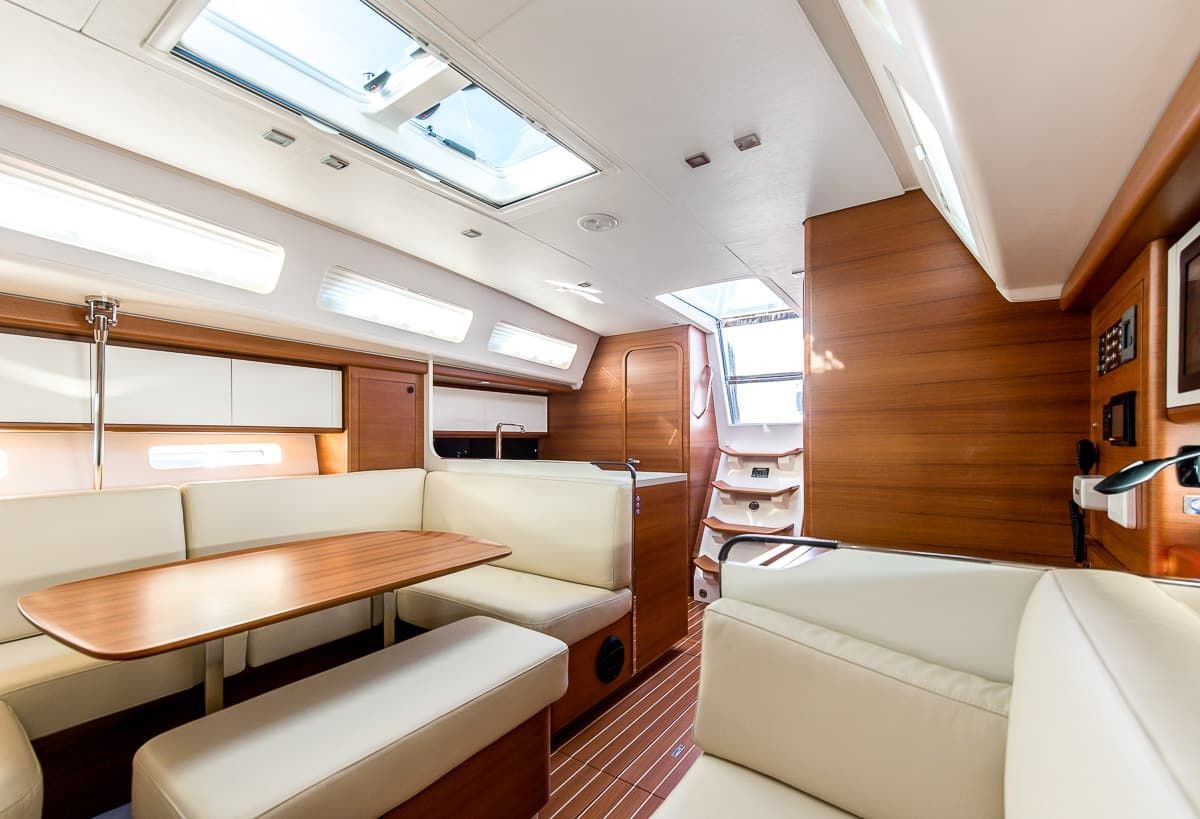 Italia Yachts 13.98 | Mira