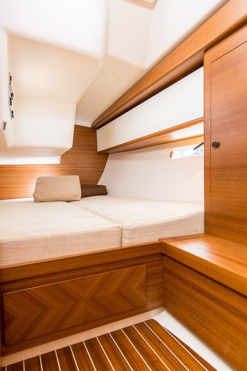 Italia Yachts 13.98 | Mira