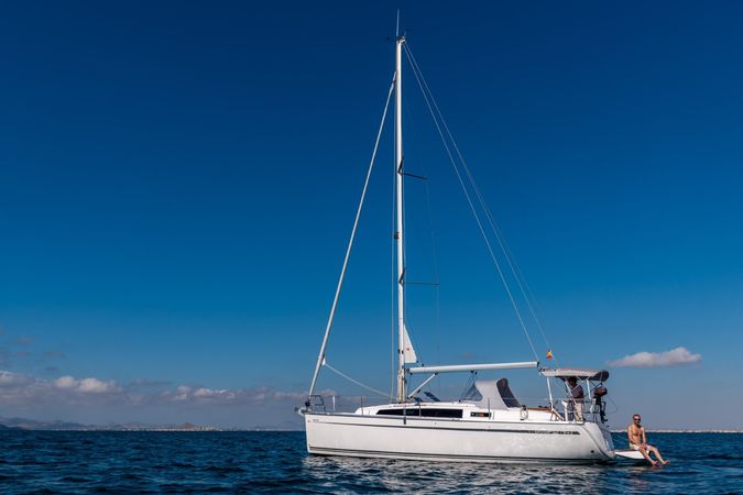 Bavaria Cruiser 34 | Be Happy