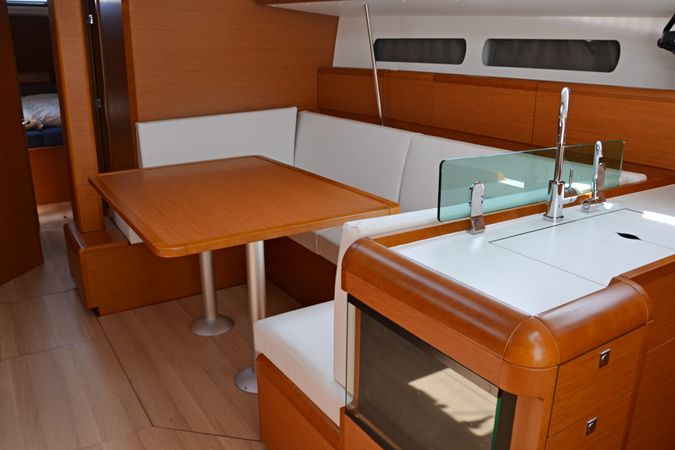 Jeanneau Sun Odyssey 449 | Pietra di Luna