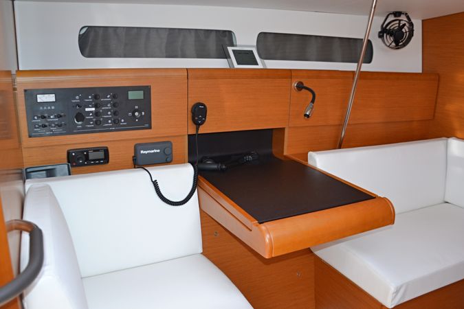 Jeanneau Sun Odyssey 449 | Pietra di Luna