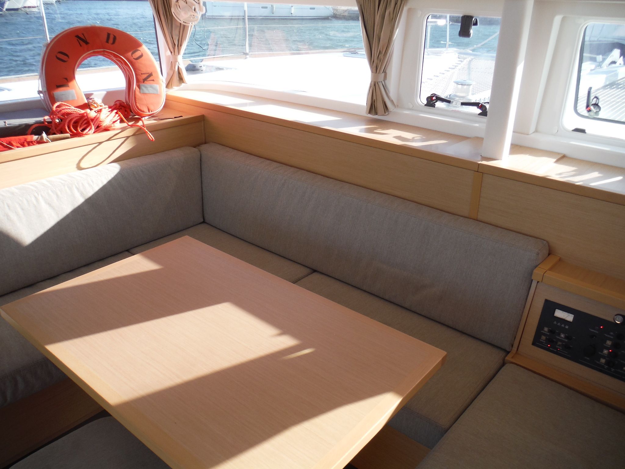 Lagoon 400 S2 | Elina