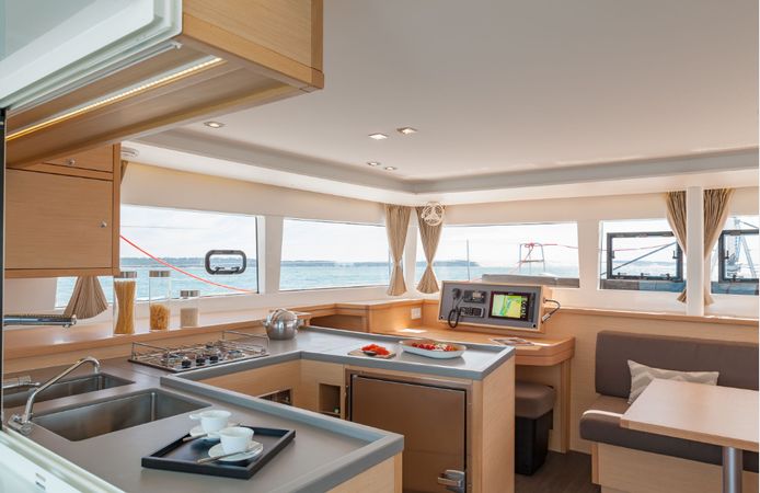 Lagoon 450 F | Natasha