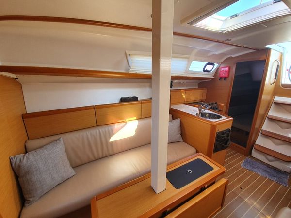 Jeanneau Sun Odyssey 33 | Aqua