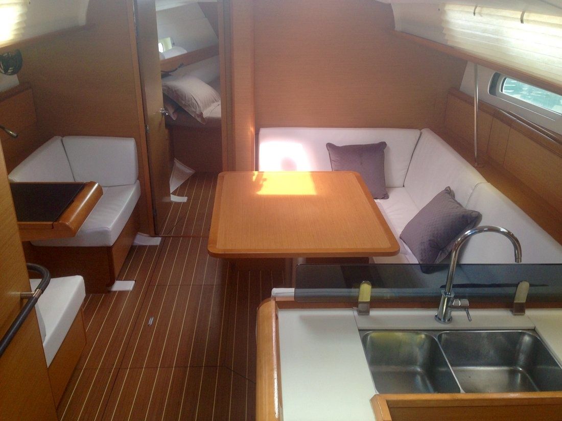 Jeanneau Sun Odyssey 409 | Malee