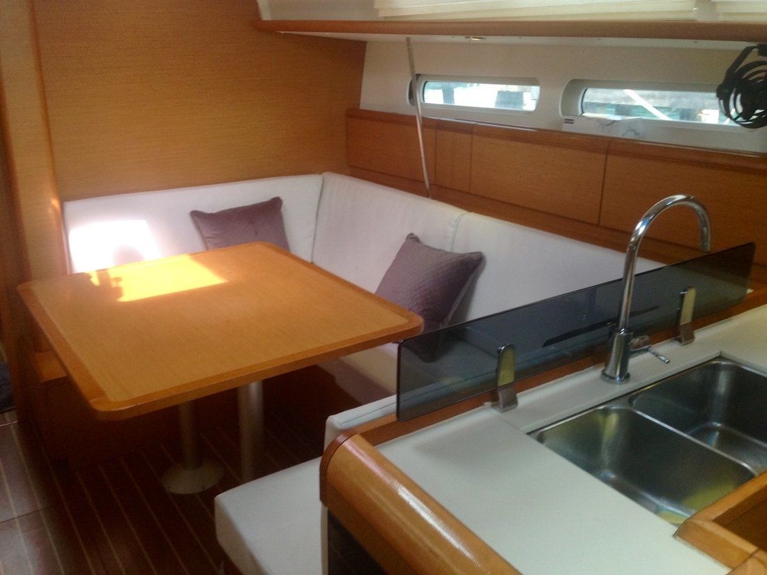 Jeanneau Sun Odyssey 409 | Malee